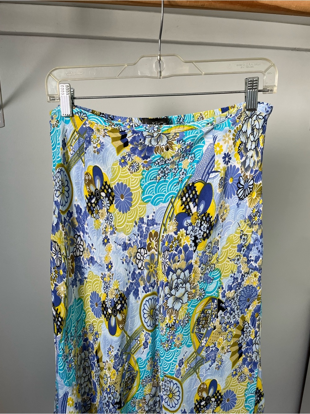 Kärma Funky Floral Wave Print Midi Skirt Size L